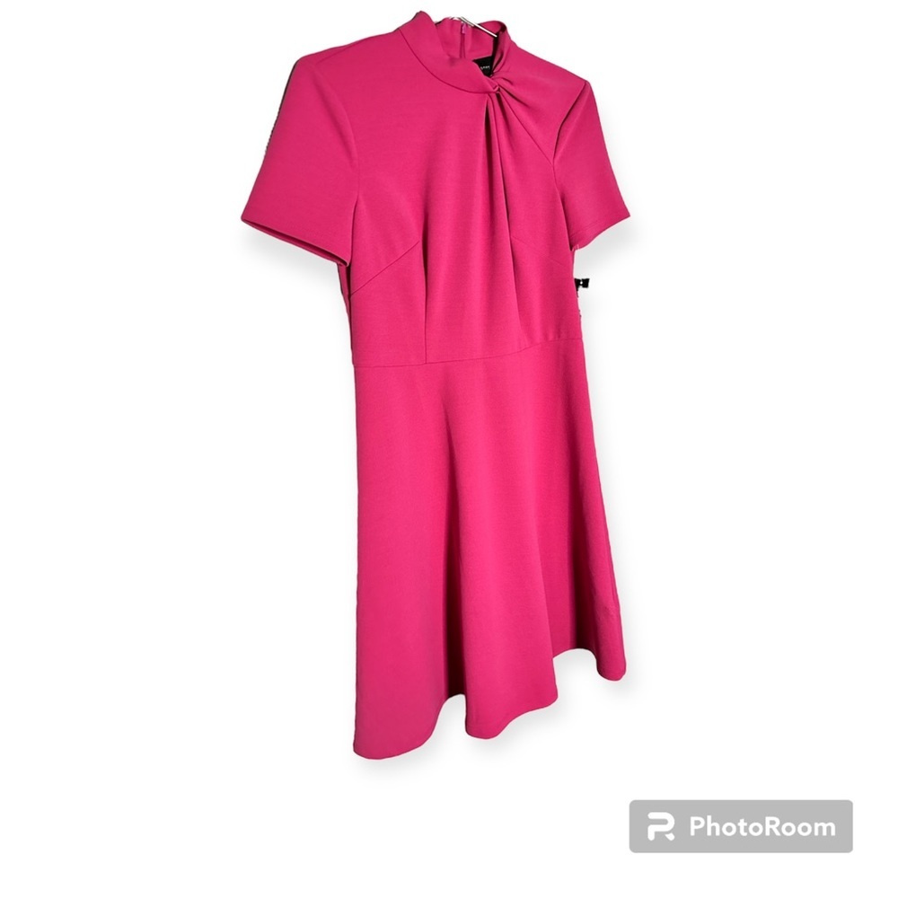 DONNA Morgan Women's Mock line Dress with Twist Neck Detail - size 6 - NWT